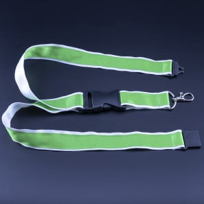 Lanyard premium con hebilla plástica y cierre de seguridad