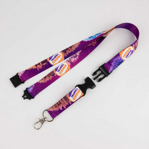 Lanyard estriado con hebilla plástica y cierre de seguridad