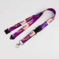 Lanyard estriado con cierre de seguridad y hebilla plástica