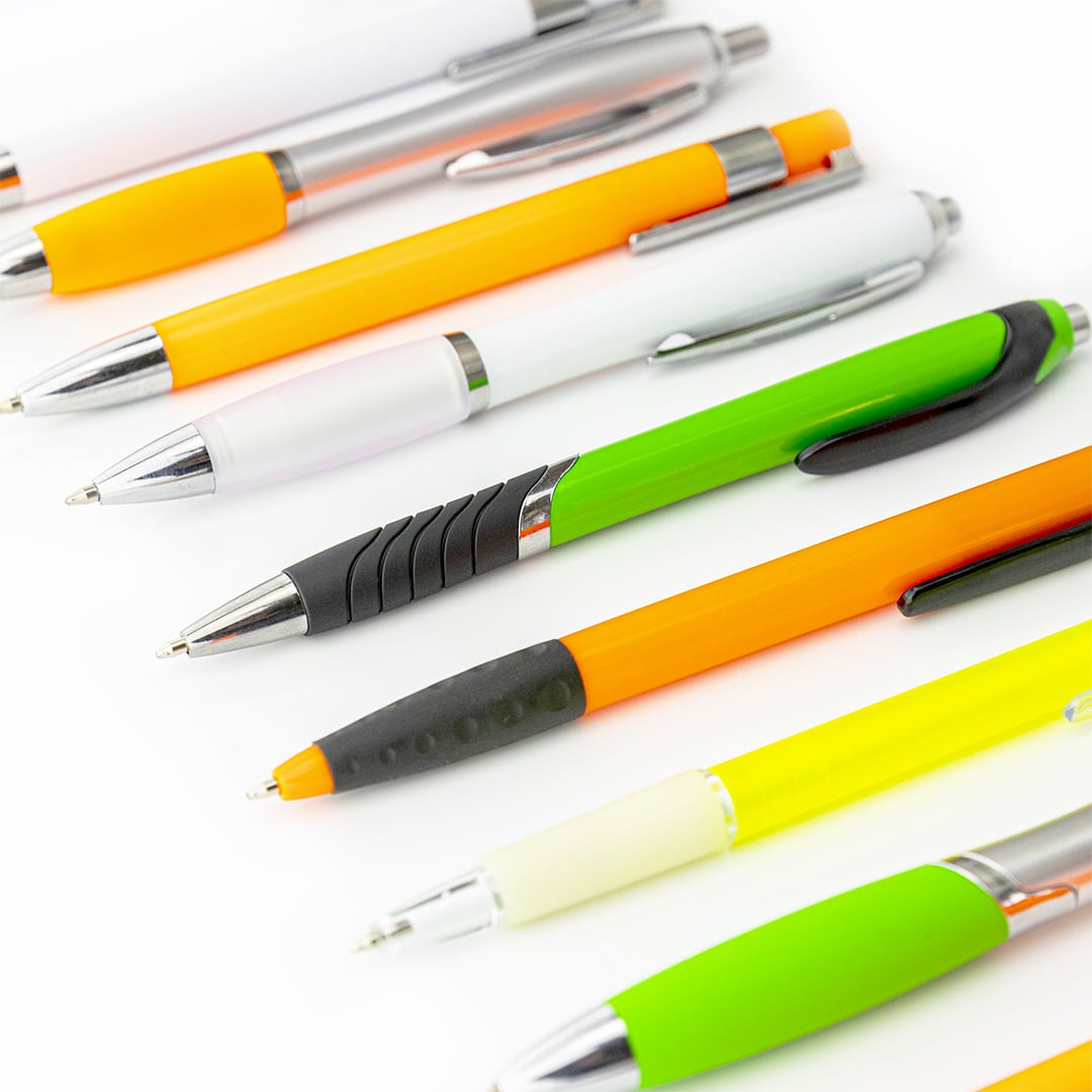 Bolígrafos de plástico